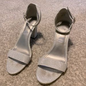 Worthington High Heels